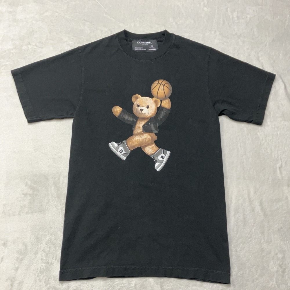DOMREBEL Montreal T-Shirt Mens XS Black Basketball Bear Graphic Print Cotton Tee